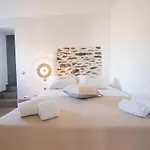 Santa Marina Syros Vila *