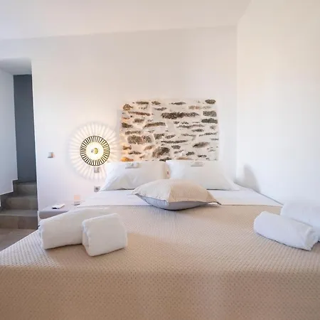 Santa Marina Syros Vila *