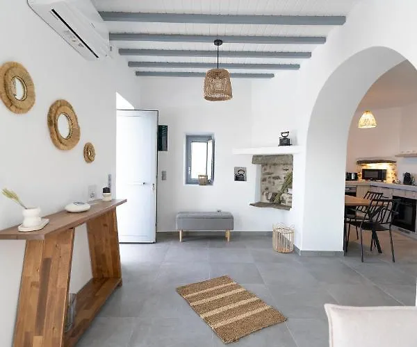 Villa Santa Marina Syros