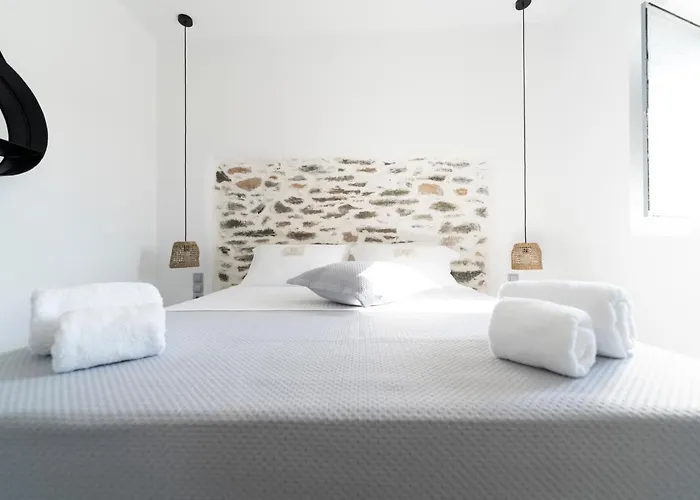 Santa Marina Syros *